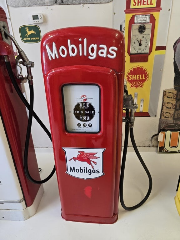 Original Mobilgas Wayne Model 80
