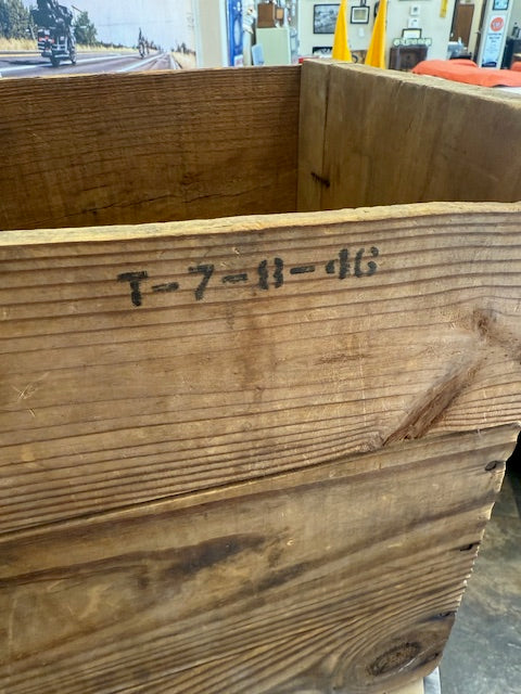 Original Gargoyle 5 Gallon Wooden Box Socony