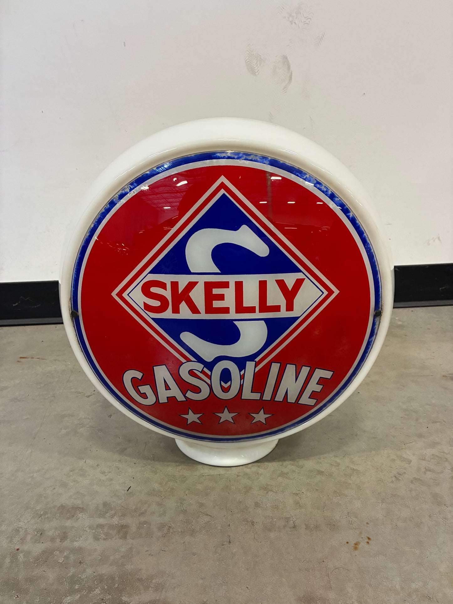 Skelly Gasoline Gas Pump Globe