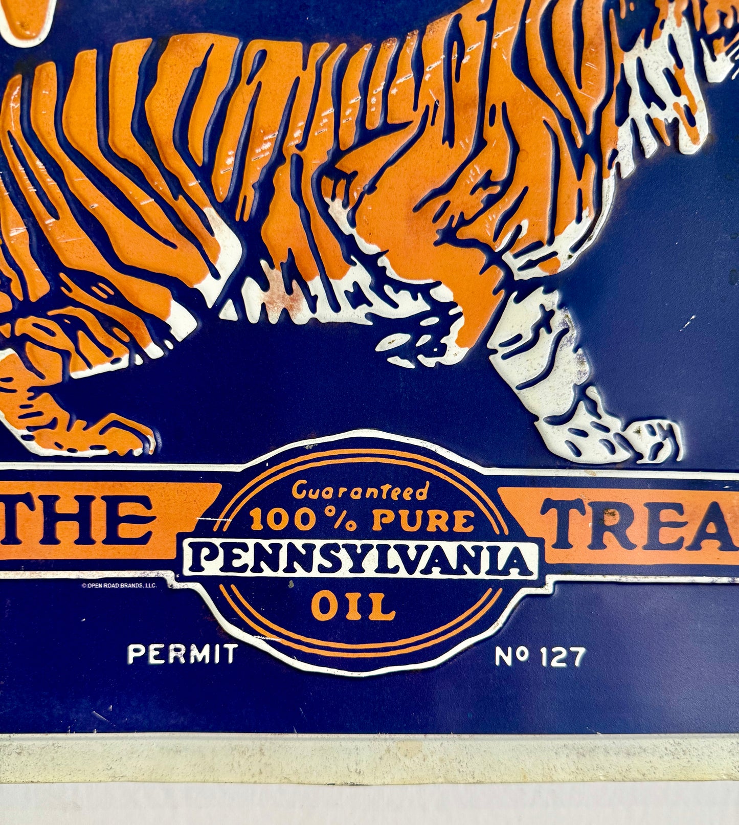 Power Lube motor oil sign