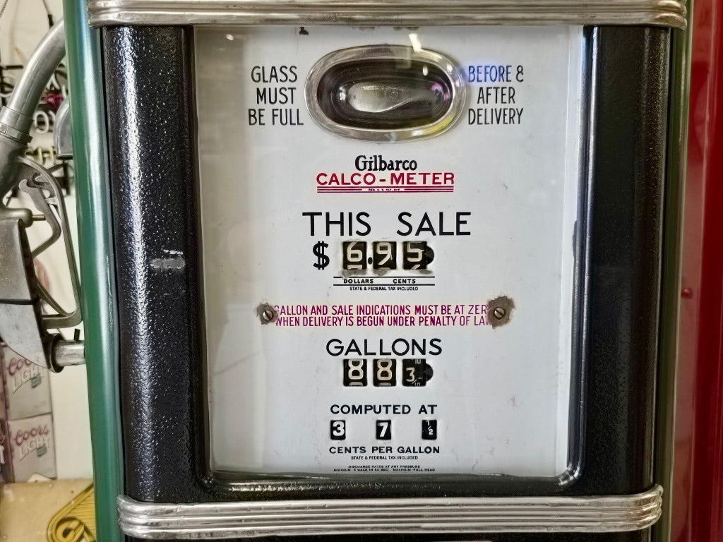 Polly Gas Pump Gilbarco Model 96